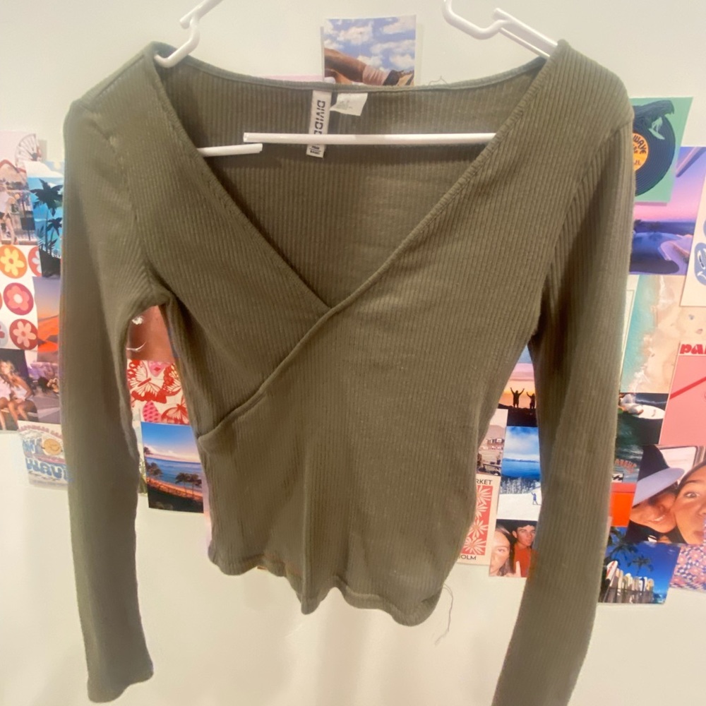 Green long sleeve shirt !!